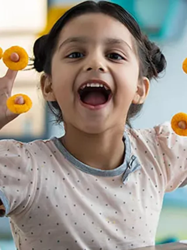 13_tips_that_can_actually_get_your_fussy_eater_to_ eat_1250x380.jpg