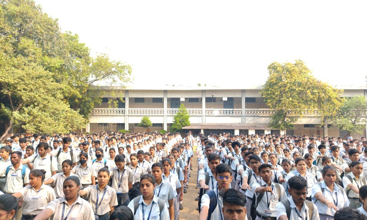 गोलमुरी स्थित एनटीटीएफ आर डी टाटा टेक्निकल इंस्टिट्यूट में चला मतदान जागरूकता अभियान