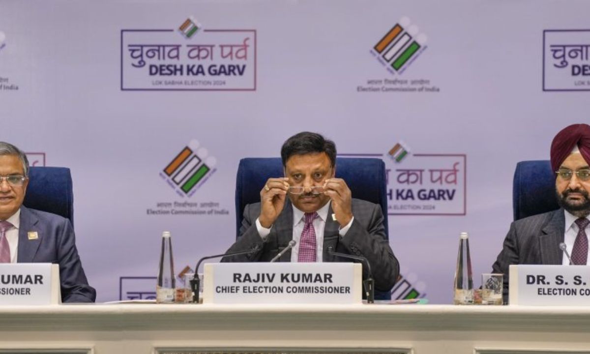 संविधान, अग्निवीर योजना पर न हो बयानबाजी : चुनाव आयोग