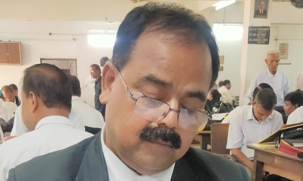 अधिवक्ता सुधीर कुमार पप्पू