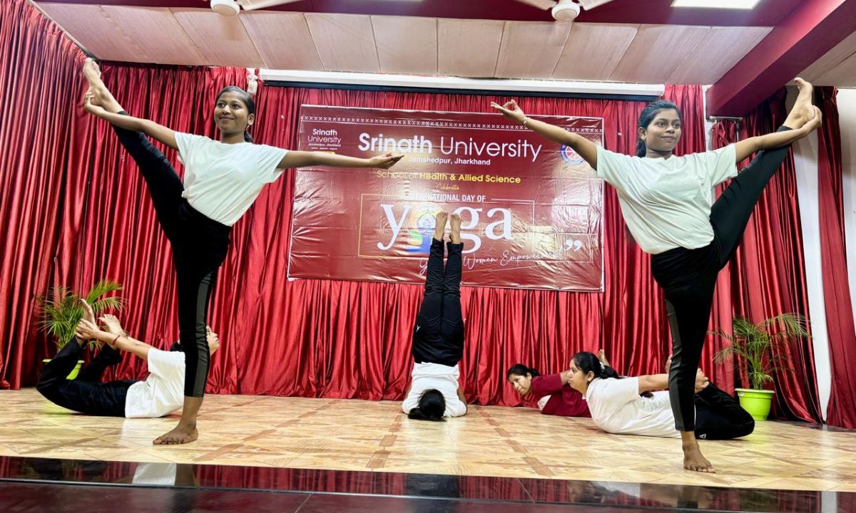 श्रीनाथ कॉलेज ऑफ एजुकेशन के राष्ट्रीय सेवा योजना (NSS) इकाई के द्वारा योग शिविर