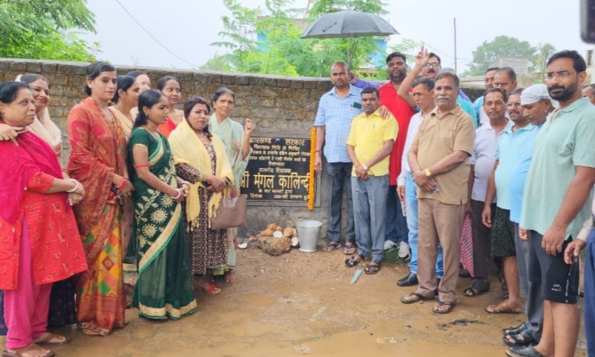 अग्रवाल कॉलोनी में नाली निर्माण कार्य विधायक ने किया शिलान्यास