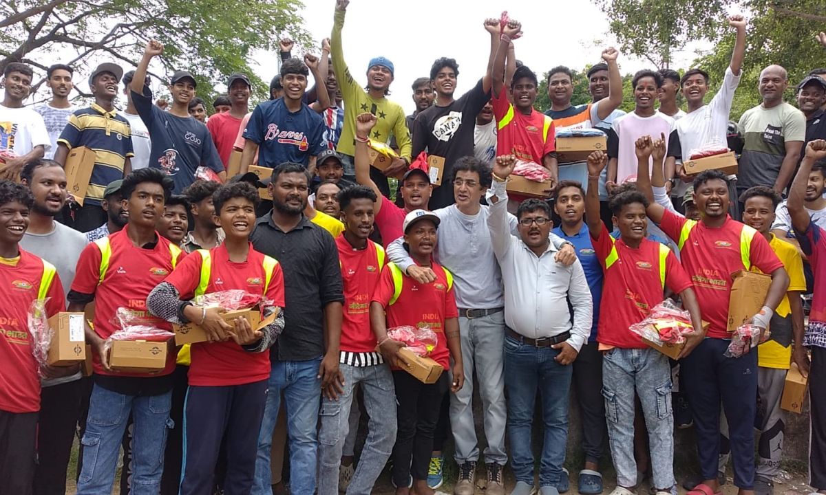 युवा धर्म की राजनीति से दूर रहे : डॉ. अजय कुमार