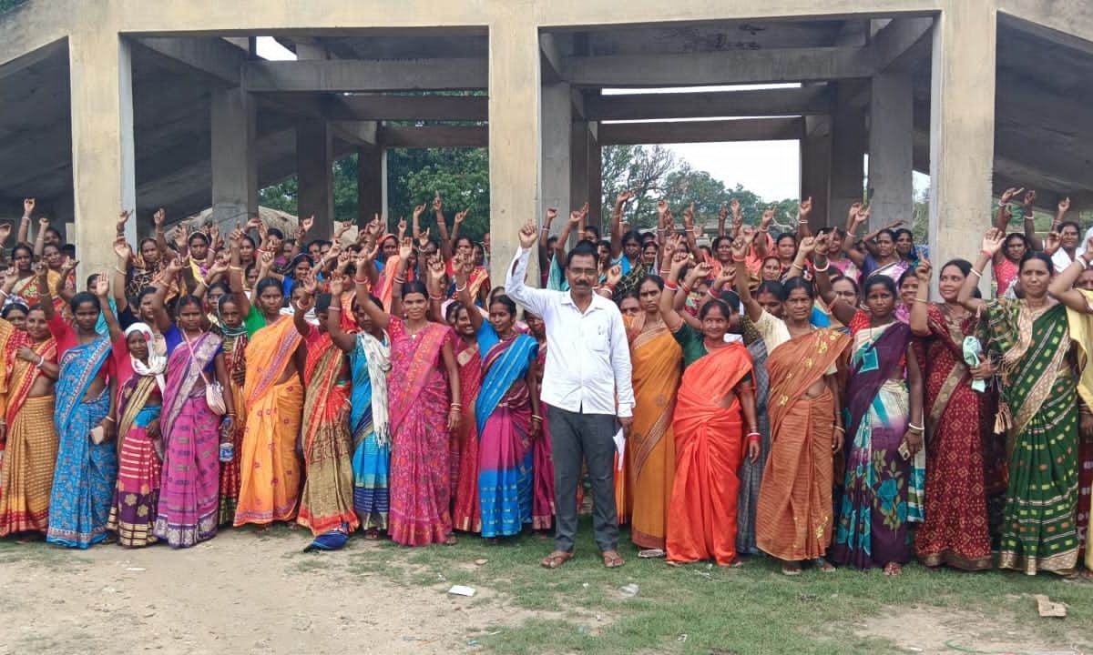 रसोईया संयोजिका के स्थाईकरण पर किया गया वादा नहीं हुआ लागू