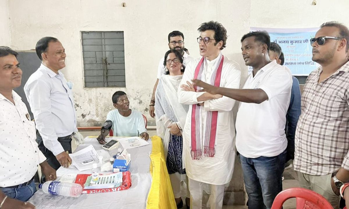 सीतारामडेरा उरांव समाज भवन में निःशुल्क स्वास्थ्य जांच शिविर आयोजित