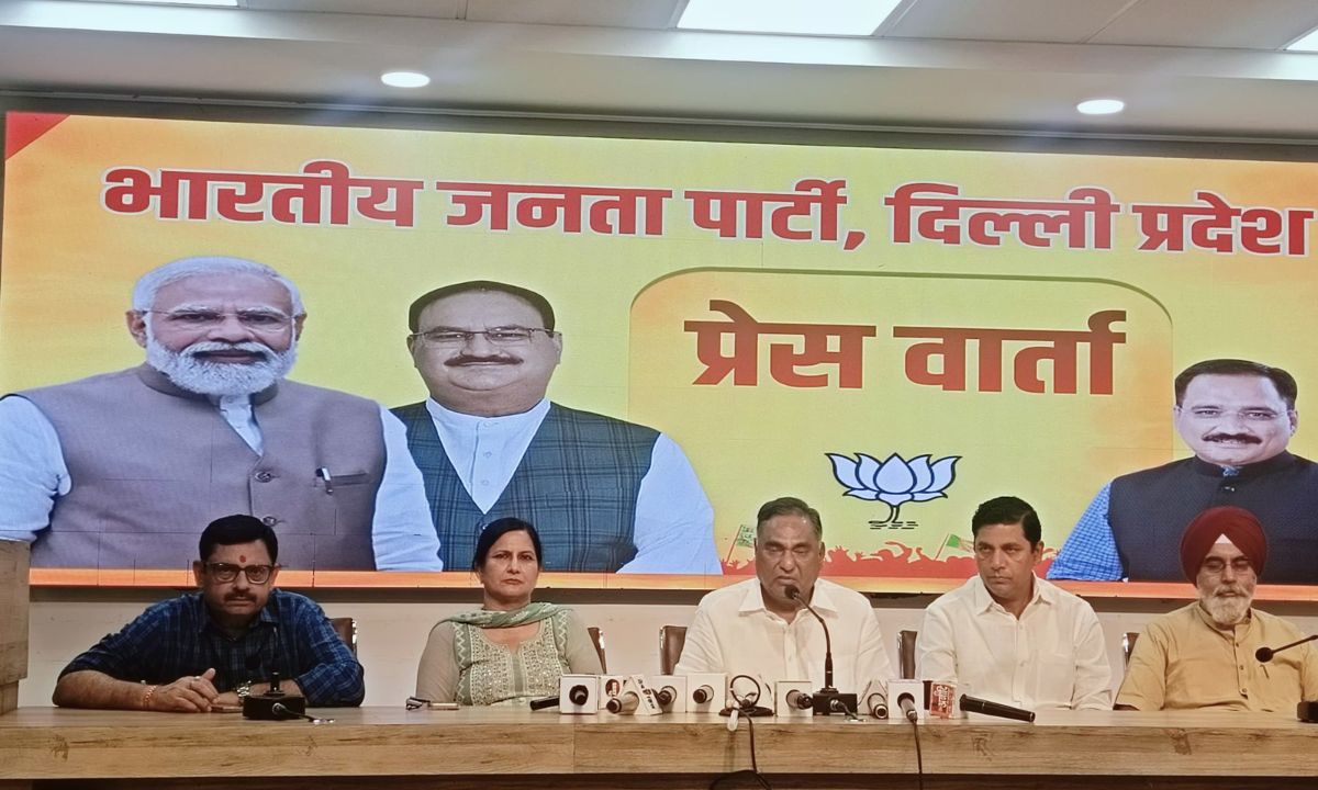 आम आदमी पार्टी पिछले 2 सालों से लोकतंत्र की हत्या कर रही