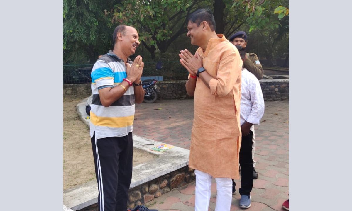 निर्दलीय उम्मीदवार राजकुमार सिंह ने कई इलाकों में मांगा वोट