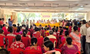 सूर्य मंदिर समिति ने ग्यारह सौ जरूरतमंद व्रतधारियों को भेंट की सम्पूर्ण पूजन सामग्री, छठ महोत्सव के भव्य आयोजन को लेकर सूर्य मंदिर समिति की सभी तैयारी हुई पूरी