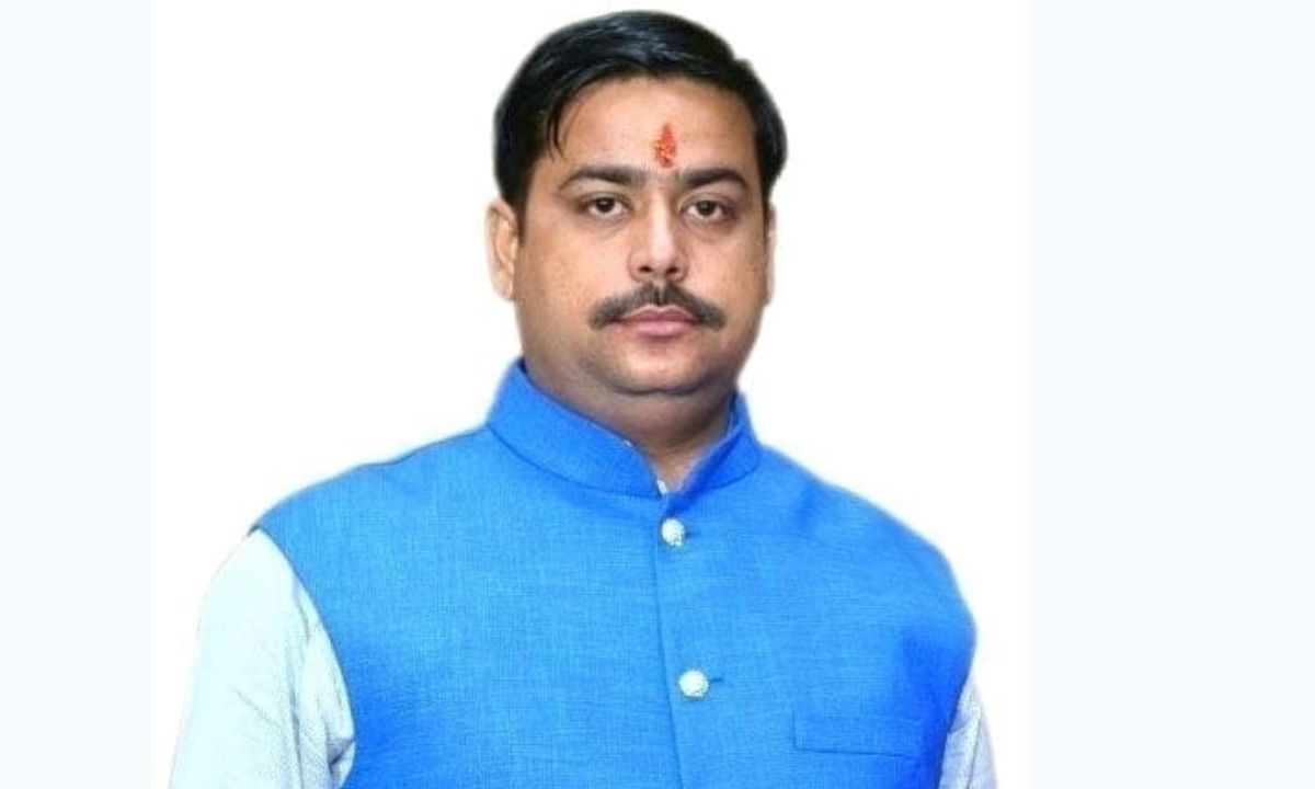 पूर्णिमा साहू ने हिमांशु अरविंद उर्फ गुंजन यादव को विधायक प्रतिनिधि