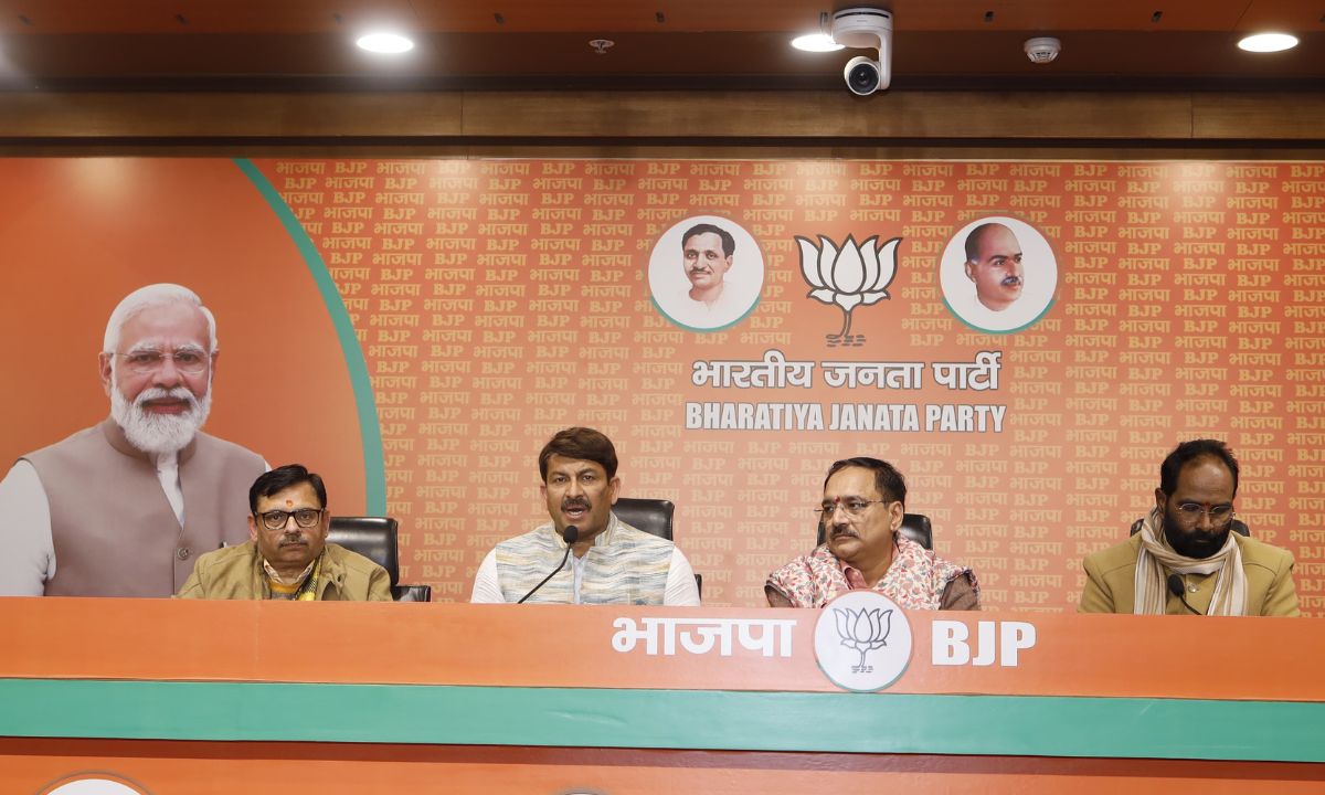 मेहनतकश यू.पी. बिहार वालों के अपमान का केजरीवाल से बदला लेंगे