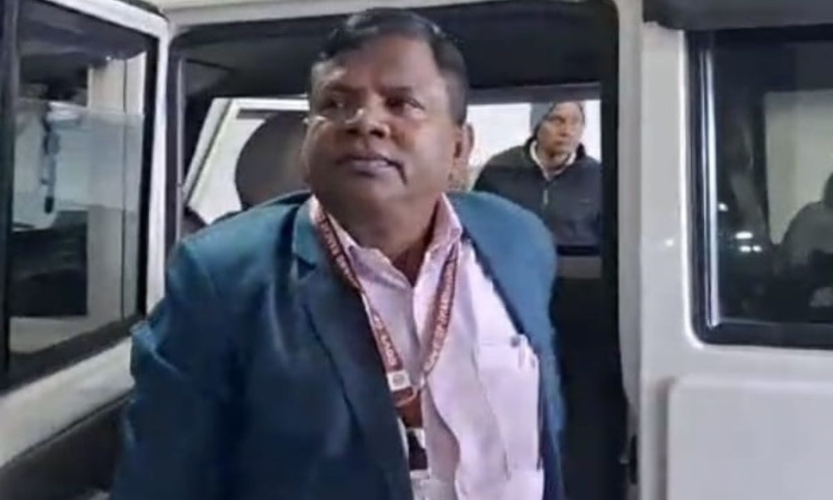 रांची के सदर सीओ के घूस लेते एसीबी ने किया गिरफ्तार