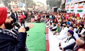 स्वामी विवेकानंद अमर रहे के नारों से गूंज उठा साकची गोलचक्कर , नमन का आयोजन रहा ऐतिहासिक