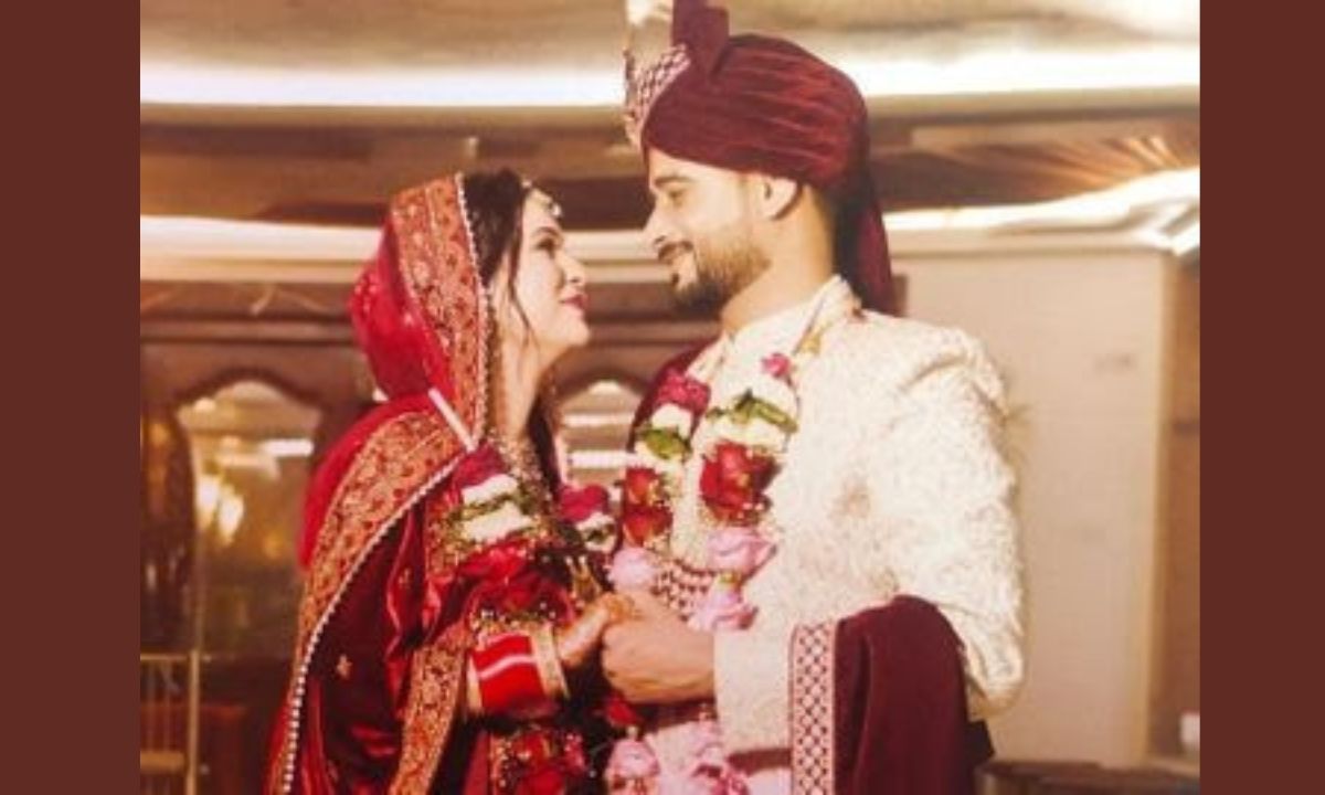 आगरा में पत्नी से परेशान TCS मैनेजर का लाइव सुसाइड