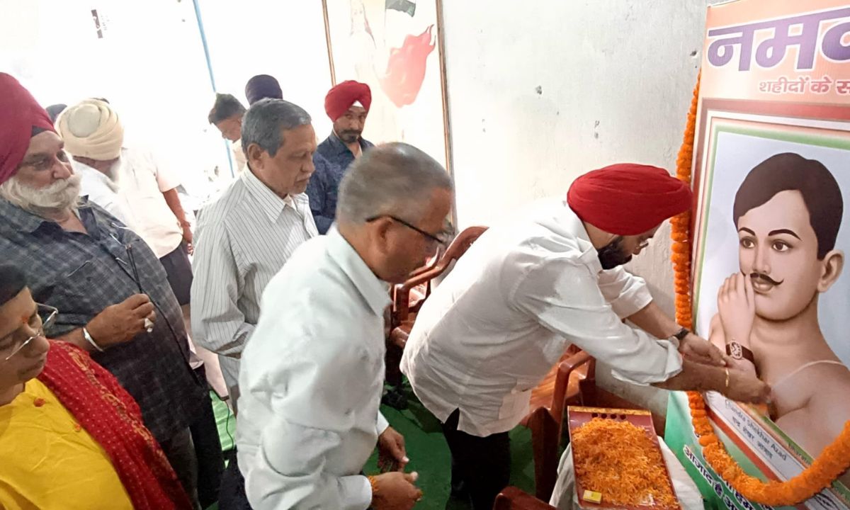 चंद्रशेखर आजाद के शहादत दिवस पर नमन ने दीं श्रद्धांजली