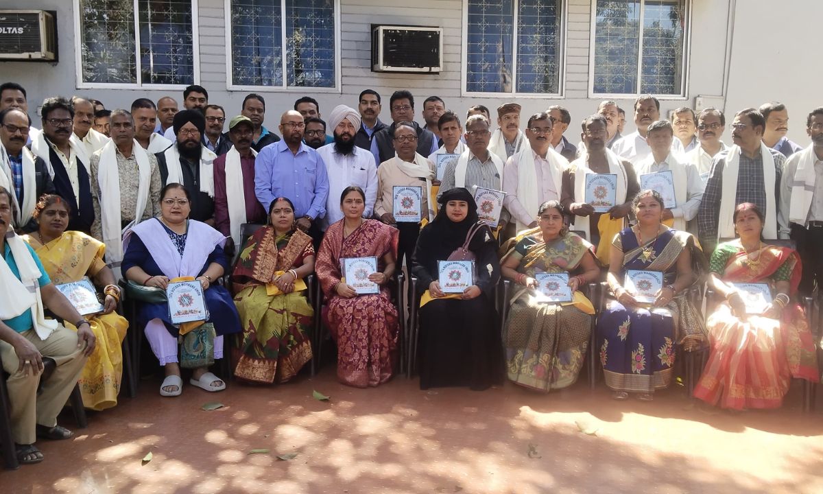 टाटा मोटर्स : सेवानिवृत्त कर्मियों का विदाई सह सम्मान समारोह आयोजित