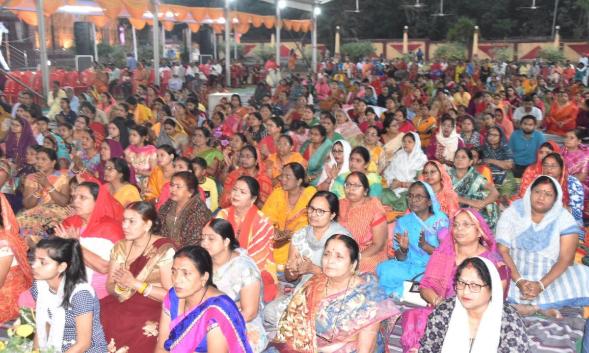 सूर्यमंदिर परिसर में संगीतमय श्रीराम कथा के दूसरे दिन शिव-पार्वती विवाह