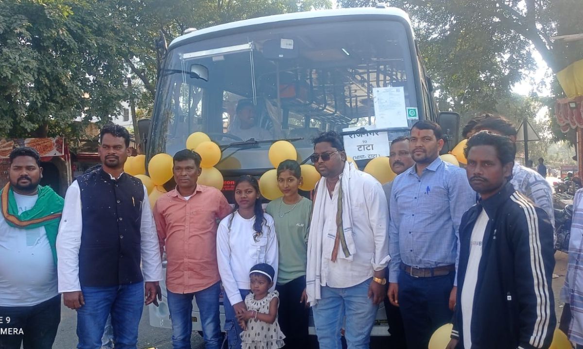 राजनगर से जुगसलाई के लिए ग्रामीण बस सेवा शुरू