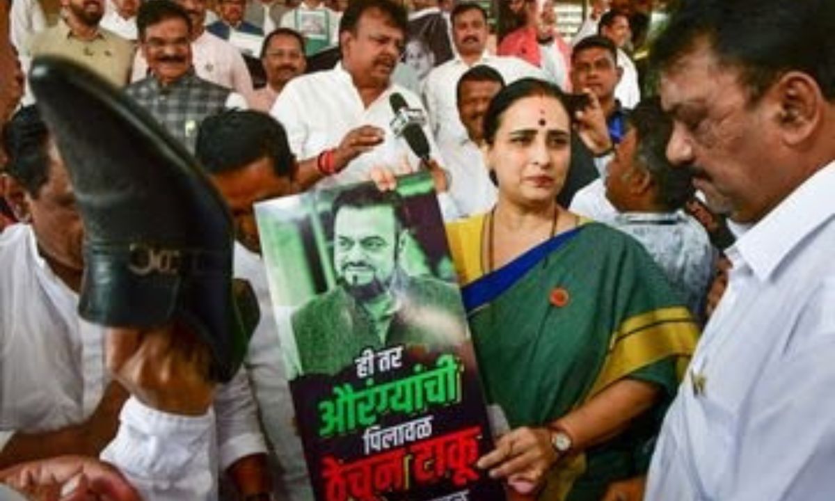 अबू आजमी बजट सत्र तक के लिए सस्पेंड