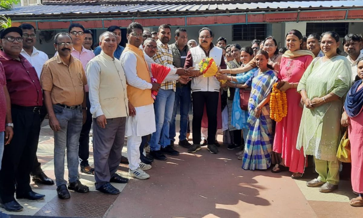 अवश्यकता आधारित व्याखाताओ के मामले विधानसभा में प्रश्न