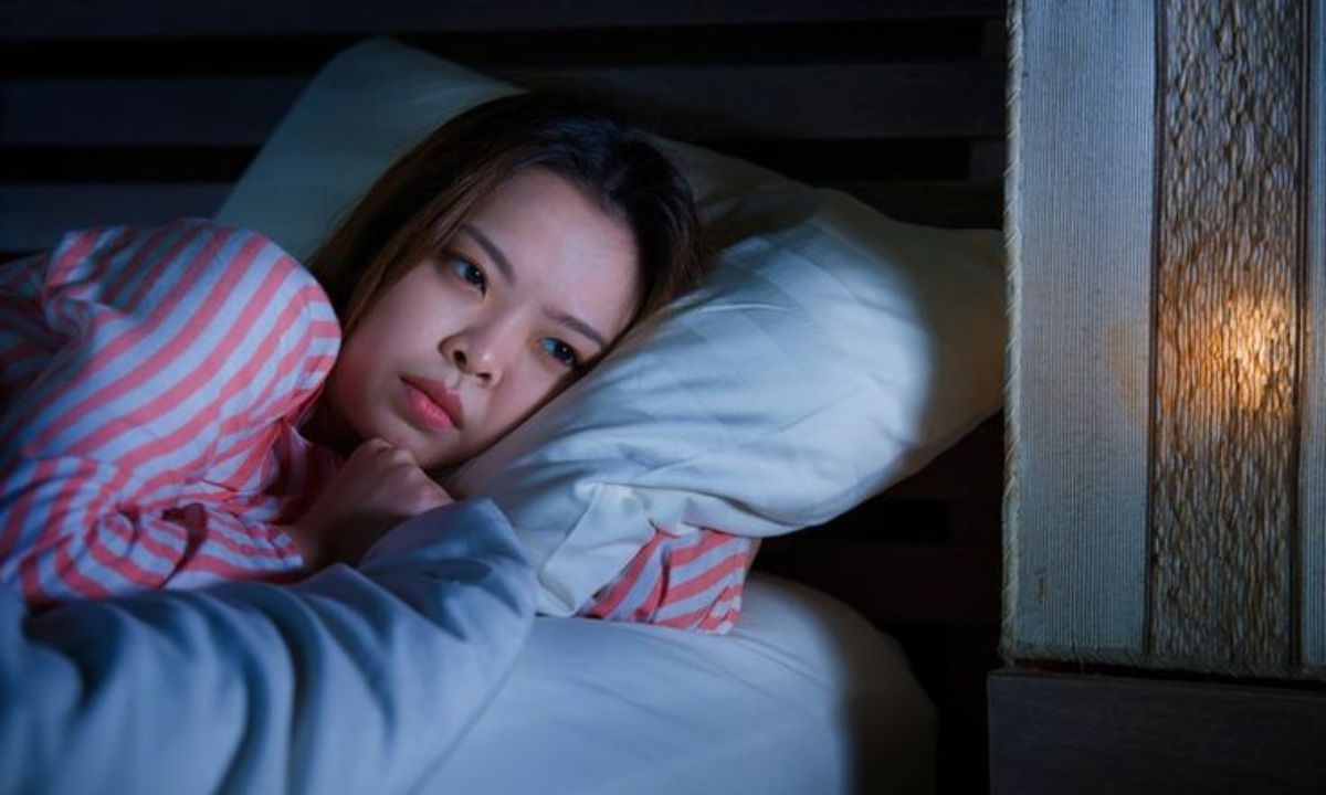 रात में नींद न आए तो अपनाए ये Tips