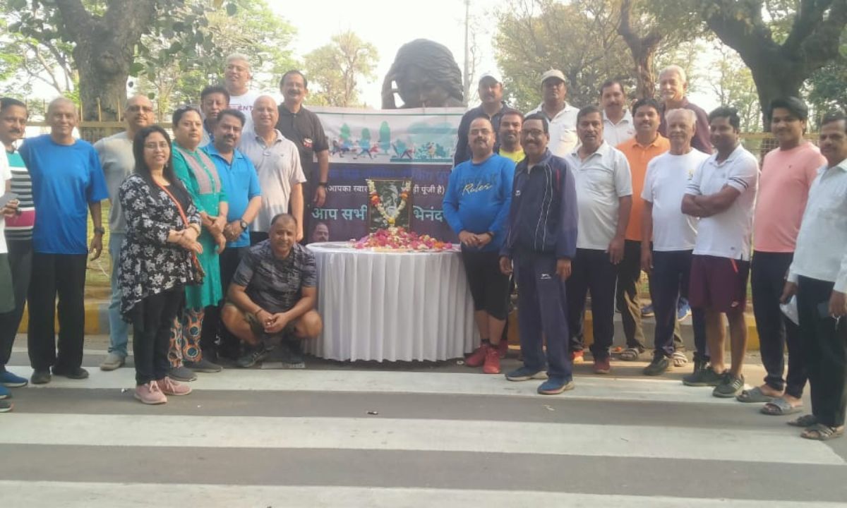 संस्थापक जे.एन.टाटा की जयंती पर कदमा-सोनारी लिंक रोड वाॅकिंग ग्रुप