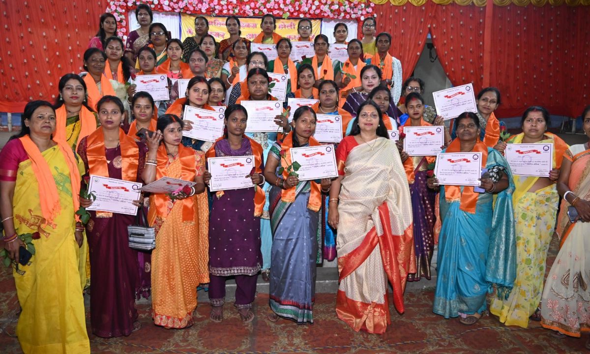 स्वाश्रित सम्मान भविष्य में बागबेड़ा की महिलाओं