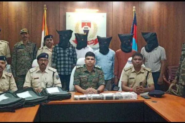 राजनगर पुलिस ने भारत फाइनेंस कंपनी के कलेक्शन एजेंट के साथ फर्जी लूटकांड
