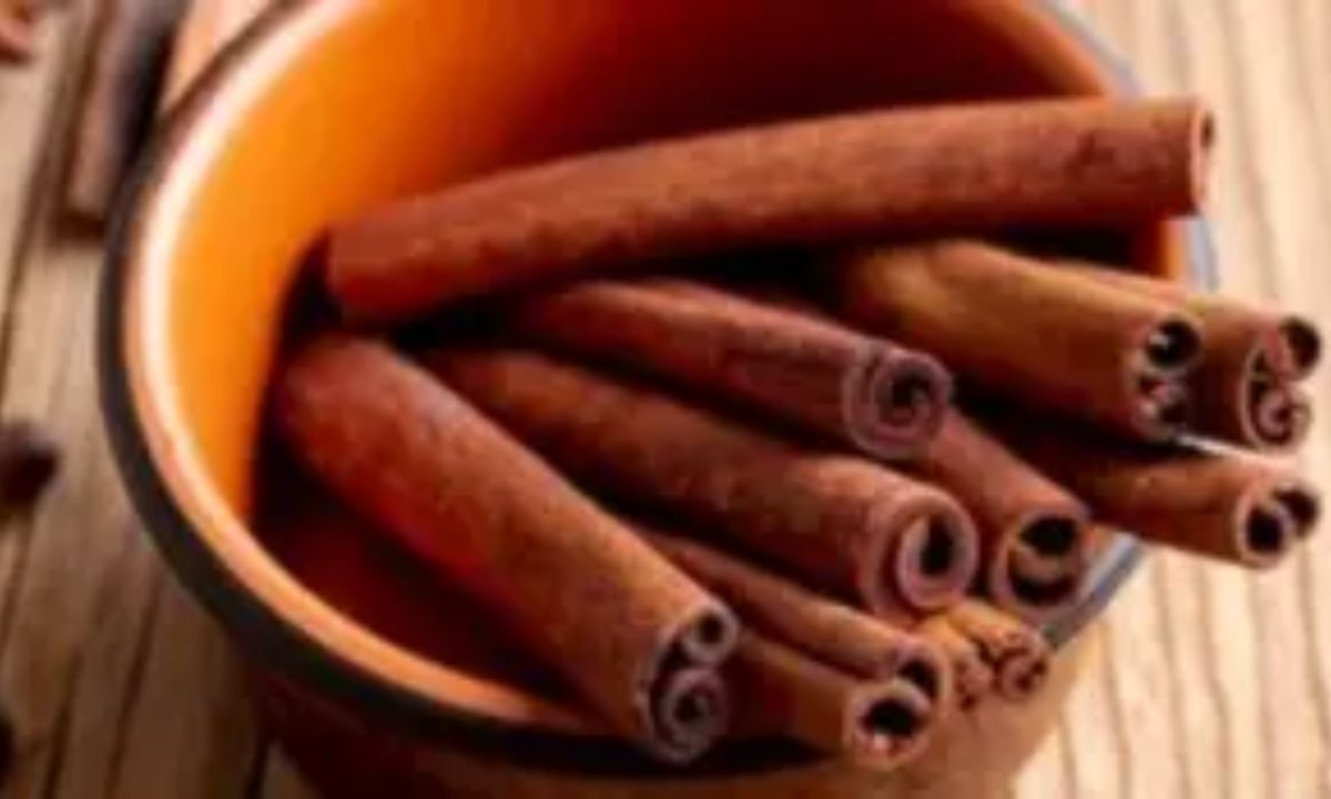 चुटकी भर मुलेठी खाने से सेहत पर पड़ता है कैसा असर ,आईये जानते है