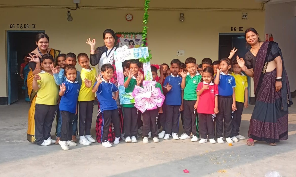 जेवियर पब्लिक स्कूल डोरकासाई में नए शैक्षणिक सत्र ( 2025-26 ) की शुरुआत