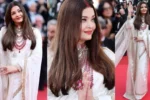 Aishwarya Rai's royal look at Cannes 2025, looked very beautiful in sari and sindoor