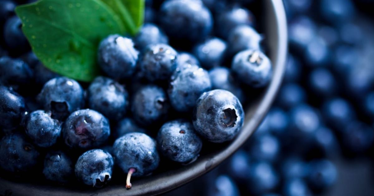 The right way to eat berries