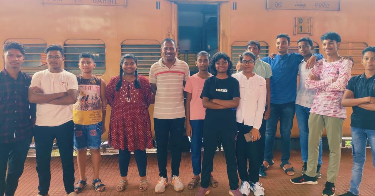 कटक में आयोजित राष्ट्रीय ओपन ताईक्वांडो चैंपियनशिप प्रतियोगिता में बोलानी के प्रतिभागियों की टीम रवाना