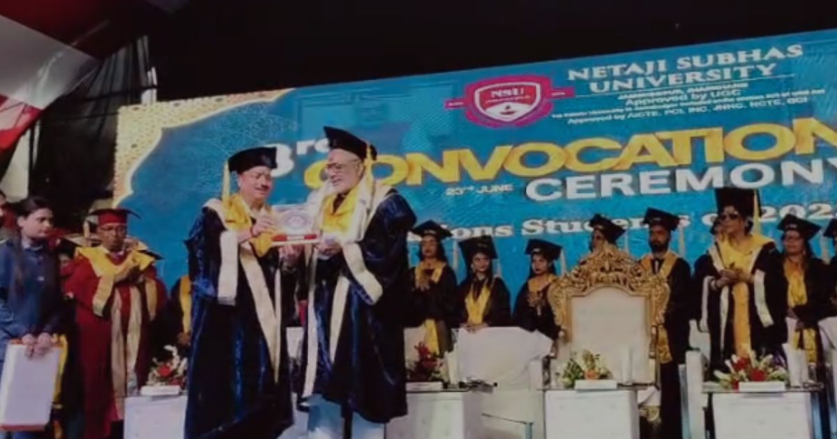 केंद्रीय कपड़ा मंत्री गिरिराज सिंह पहुंचे जमशेदपुर