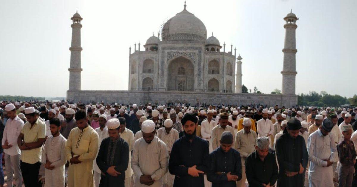 Eid-ul-Azha today: People gathered in mosques of Delhi, Bhopal, Sambhal;