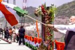 PM inaugurated the Chenab Arch Bridge by showing the tricolor