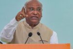खड़गे बोले- मोदी जी विश्वगुरु हों, या घर के गुरु