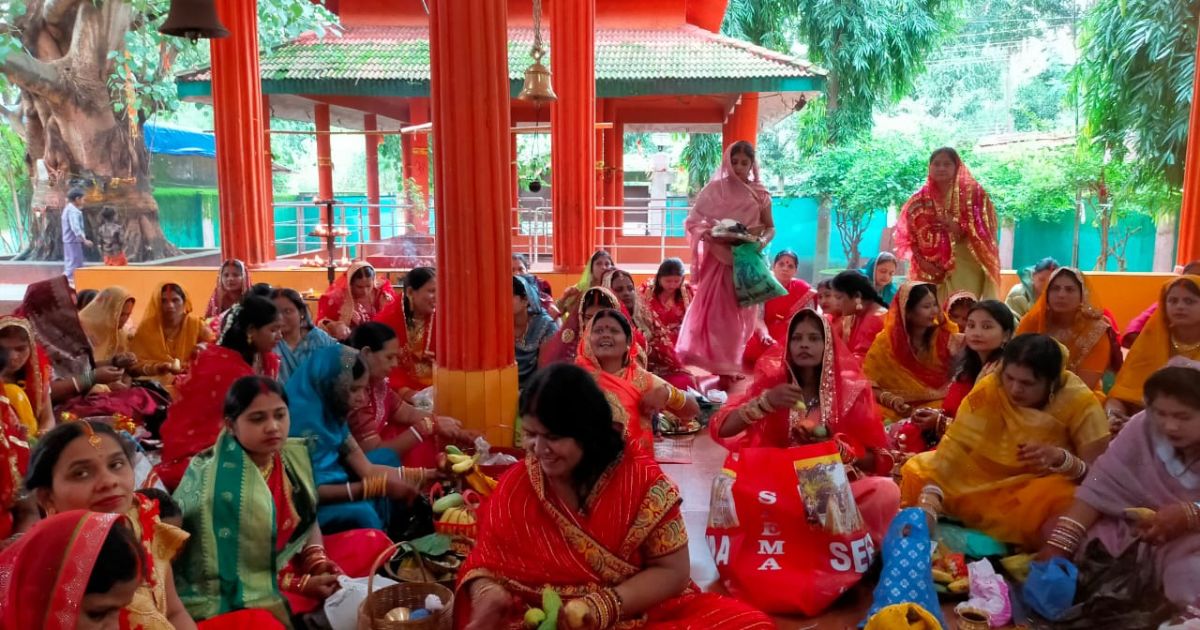 सुहागिन महिलाओं ने हरतालिका तीज हर्षोल्लास पूर्वक मनाया