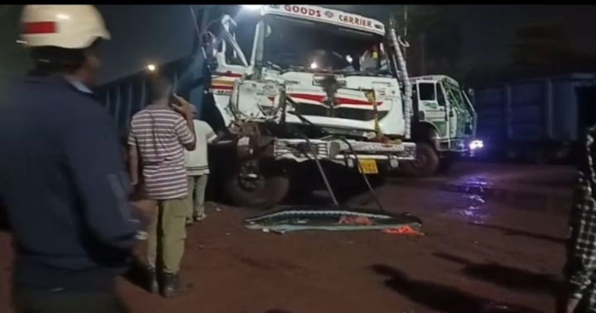 बोलानी रेलवे साइडिंग में दो हाईवा की टक्कर से हुआ हादसा