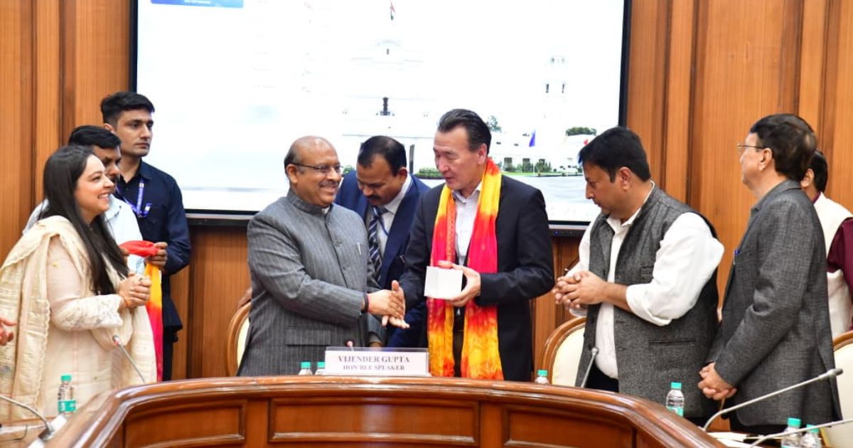 International delegation visits Central विधानसभा