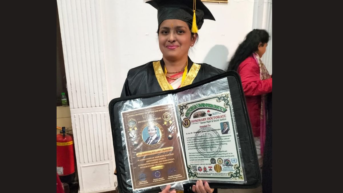 बड़बिल निवासी समाजसेवी डॉ. संजुक्ता आर्चाया चटर्जी डॉक्टरेट