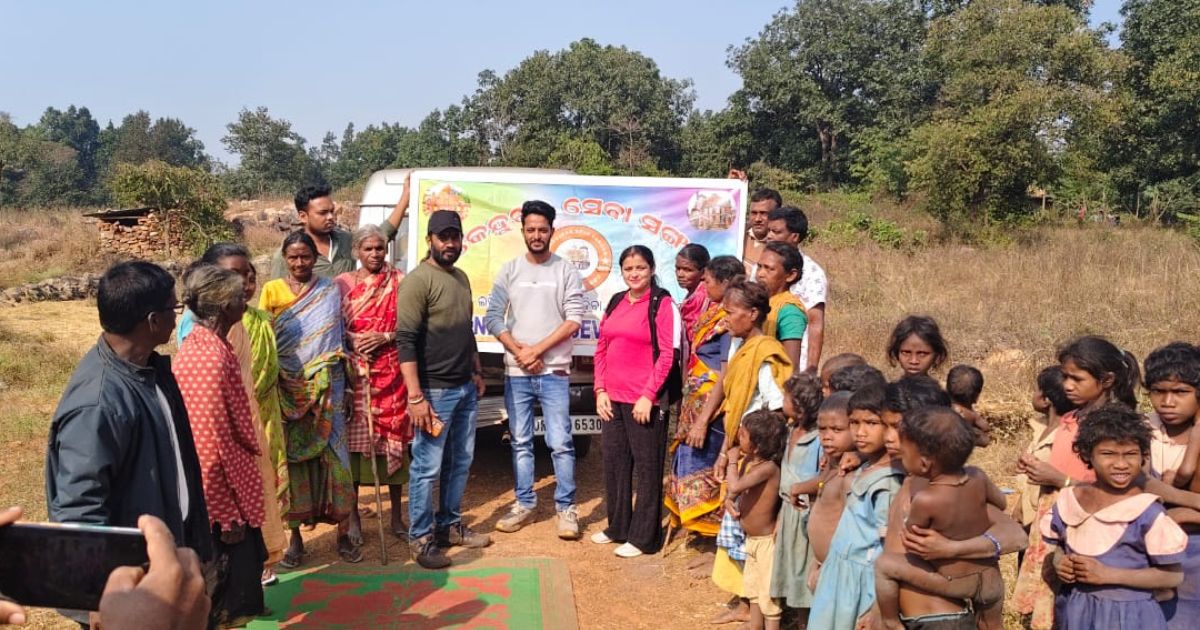 संजुक्ता सेवा निकेतन एवं केंदुझर सेवा संगम कंबल