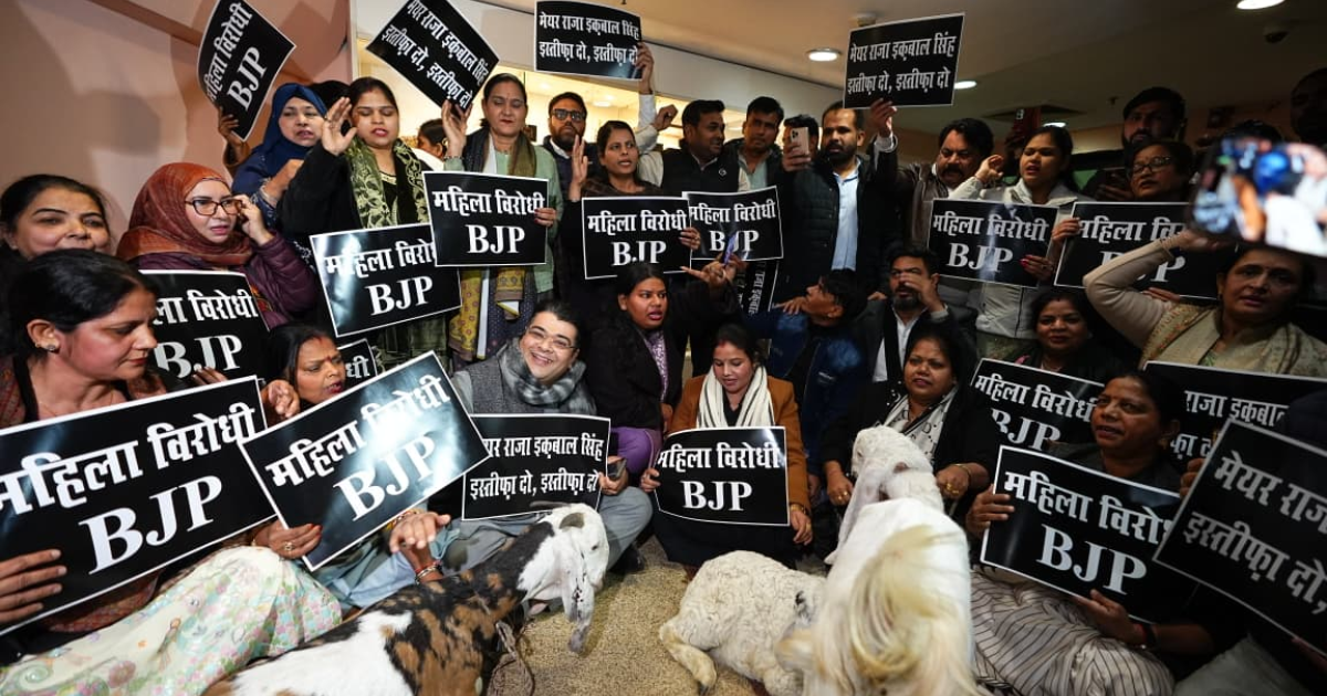 भाजपा के महापौर राजा इकबाल सिंह का महिलाओं को भेड़-बकरियां बोलना बहुत ही निंदनीय अंकुश नारंग