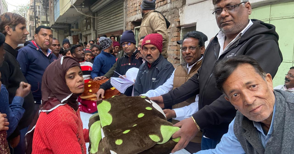 जुगसलाई फिरंगी चौक पर सेवा कार्य, सांसद विद्युत वरण महतो