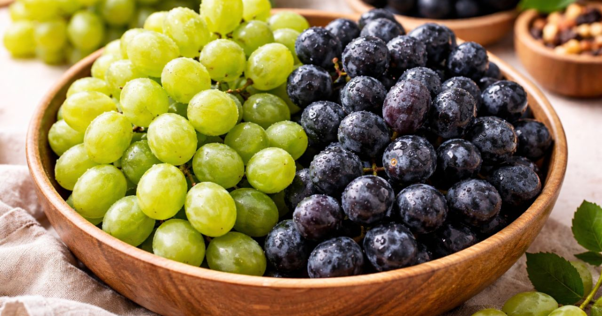 काले या हरे अंगूर में किस पर ज्यादा पेस्टिसाइड होता है? जानें अंगूर साफ करने का सही तरीका