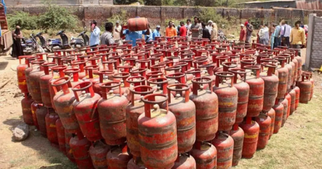 भारत में सबसे पहले किस शहर में शुरू हुआ LPG गैस का इस्तेमाल?