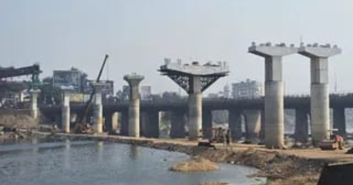 मानगो फ्लाई ओवर के सभी 57 पिलर तैयार, 252 करोड़ से हो रहा निर्माण