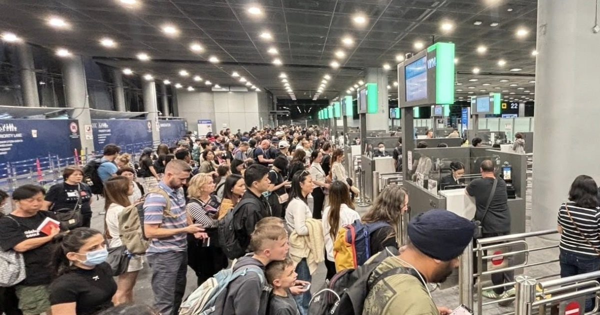 Passport-Visa Rule: भारत में फंसे विदेशी नागरिकों को 30 दिन की राहत, ओवरस्टे पेनल्टी माफ