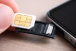 SIM Card के कोने में कट क्यों होता है जानिए इसके पीछे का असली कारण