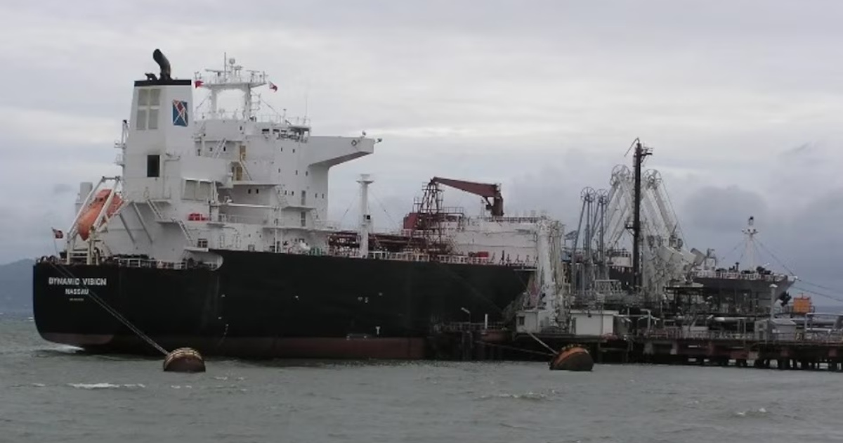 खुशखबरी! अब नहीं होगी LPG Cylinder की कालाबाजारी, होर्मुज से 47 हजार मीट्रिक टन LPG लेकर ''नंदा देवी'' जहाज पहुंचा भारत