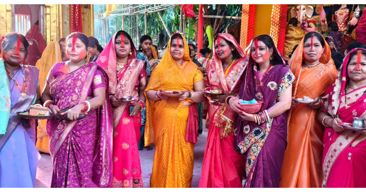 चैती दुर्गा पूजा 2026: चक्रधरपुर में सिंदूर खेला के साथ मां दुर्गा को भावभीनी विदाई